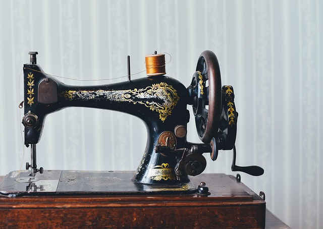 Hand Stitching & Pricking Iron Techniques vs Alternatives : My Honest Hands-On Comparison